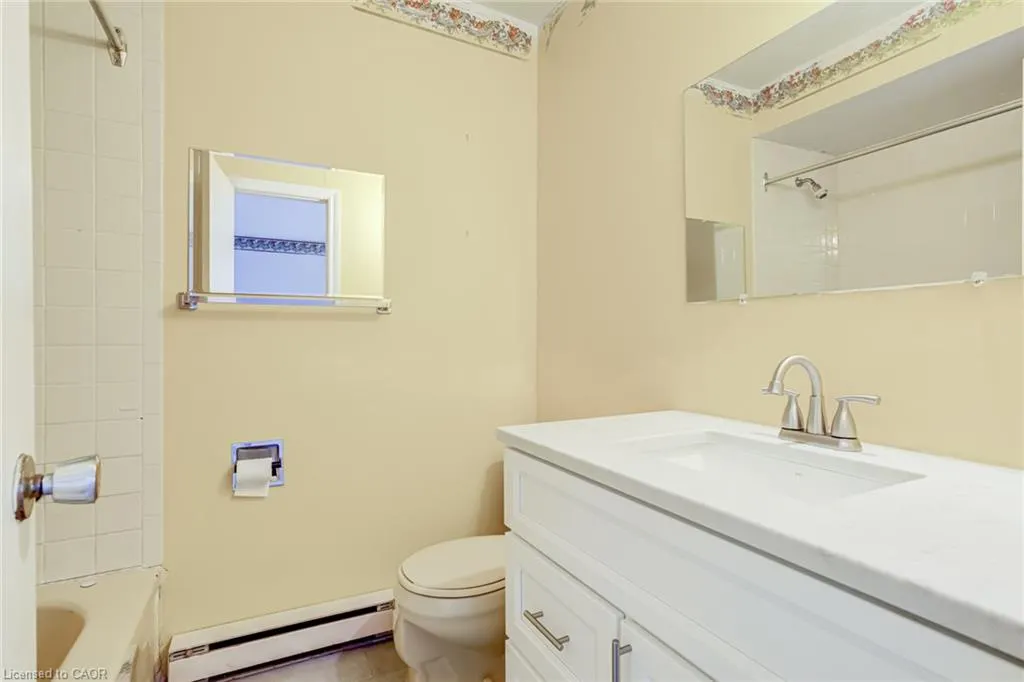 5076 New Street #23