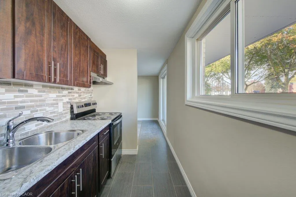 317 Erb Street W #1