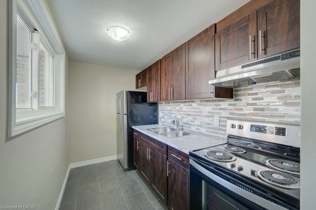 317 Erb Street W #1