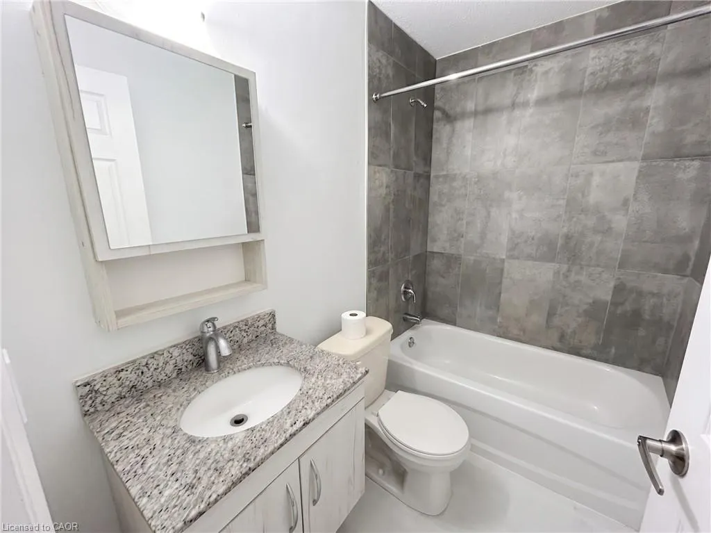 303 King Street N #4