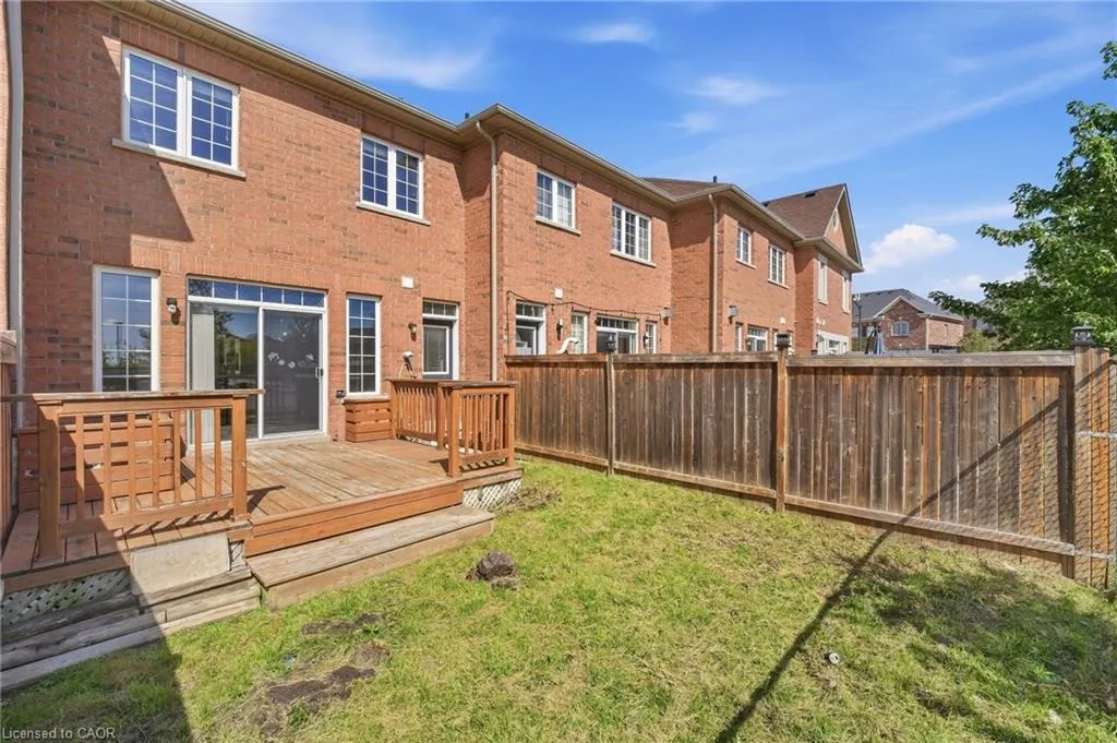 7 Dufay Road