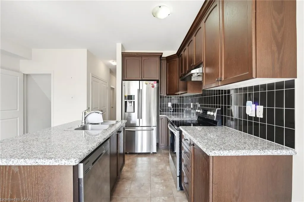 7 Dufay Road