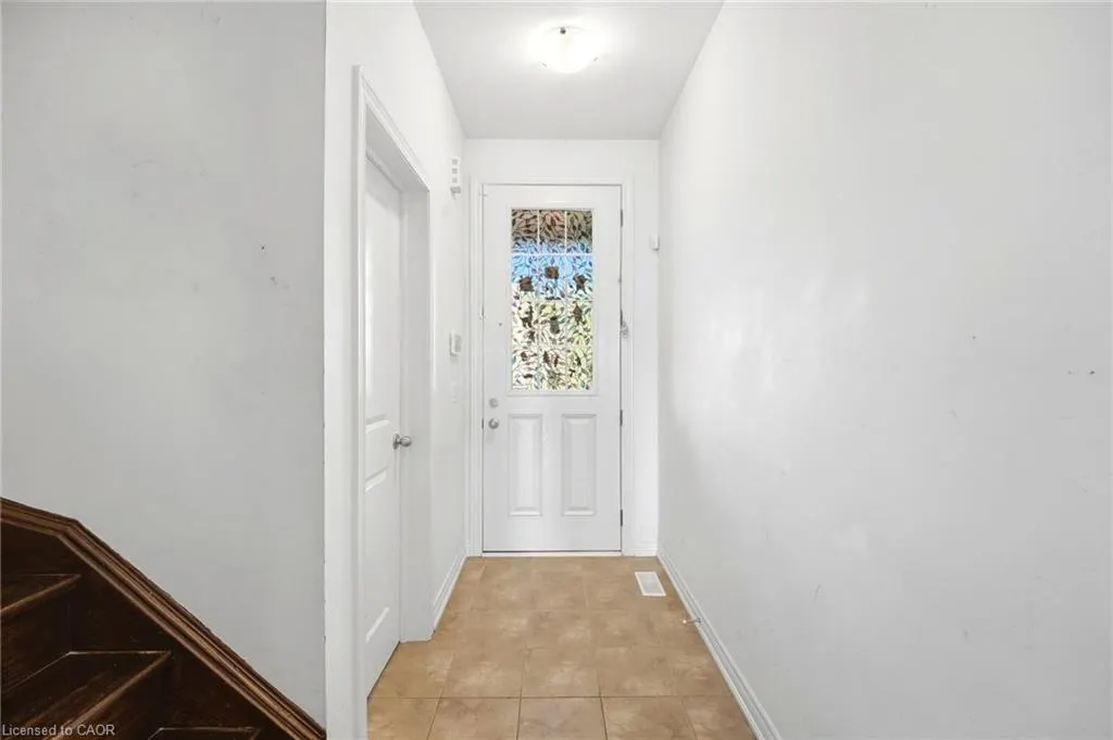 7 Dufay Road