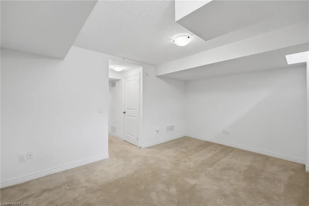 7 Dufay Road