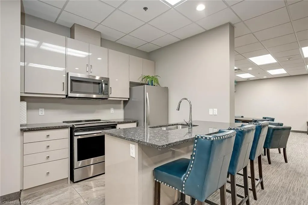 2486 Old Bronte Road #306