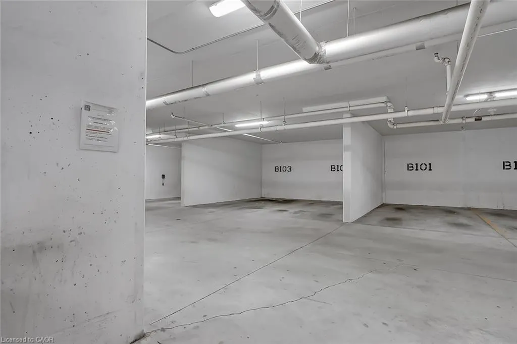 2486 Old Bronte Road #306