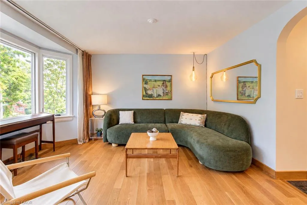 40 Forest Road