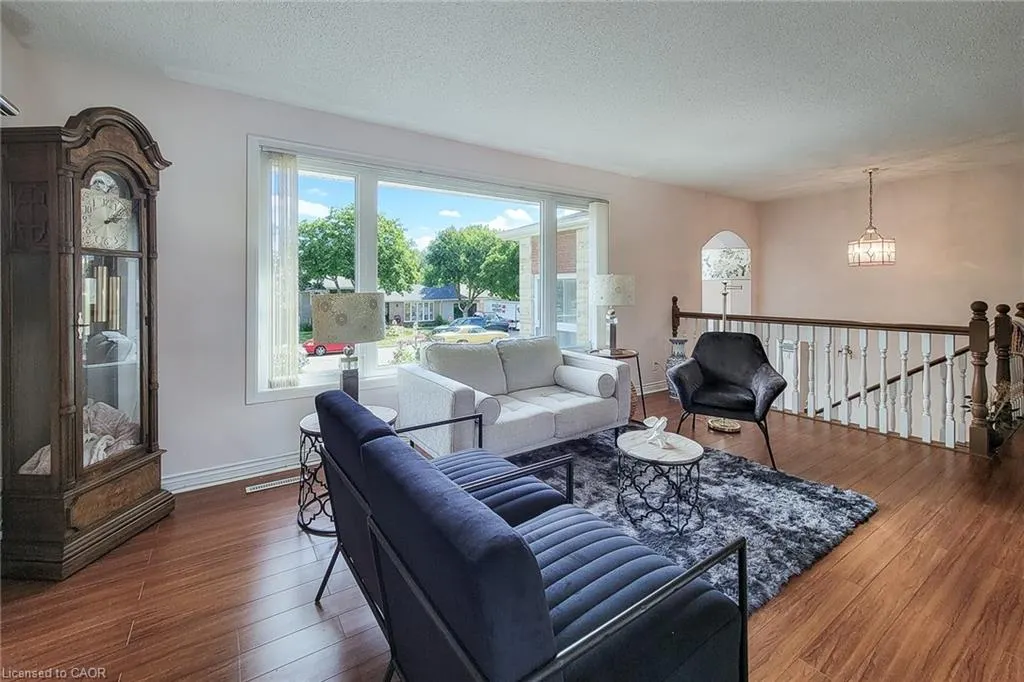 5 Lynford Avenue