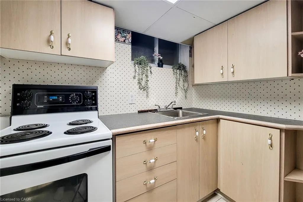 5 Lynford Avenue