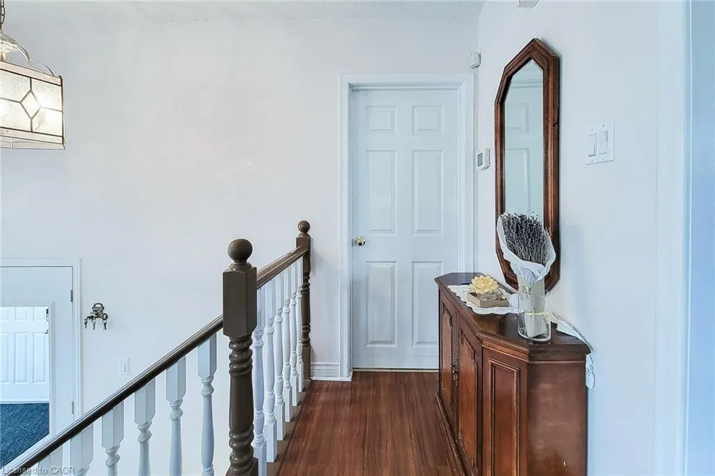 5 Lynford Avenue