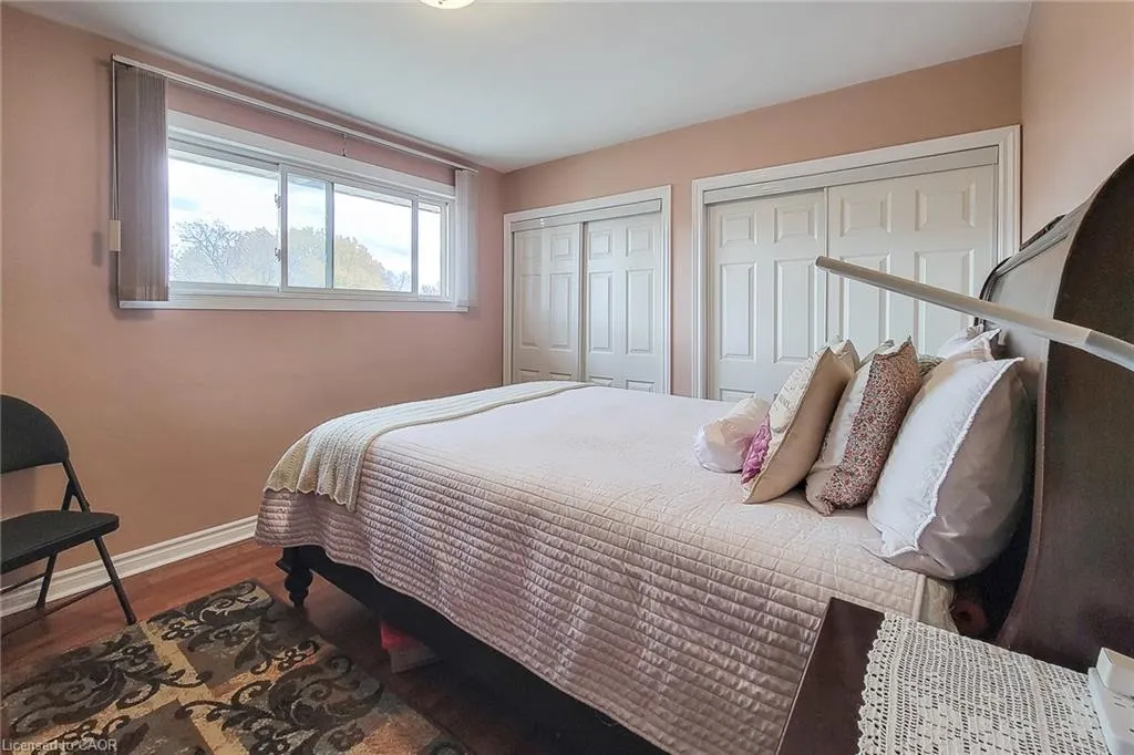 5 Lynford Avenue