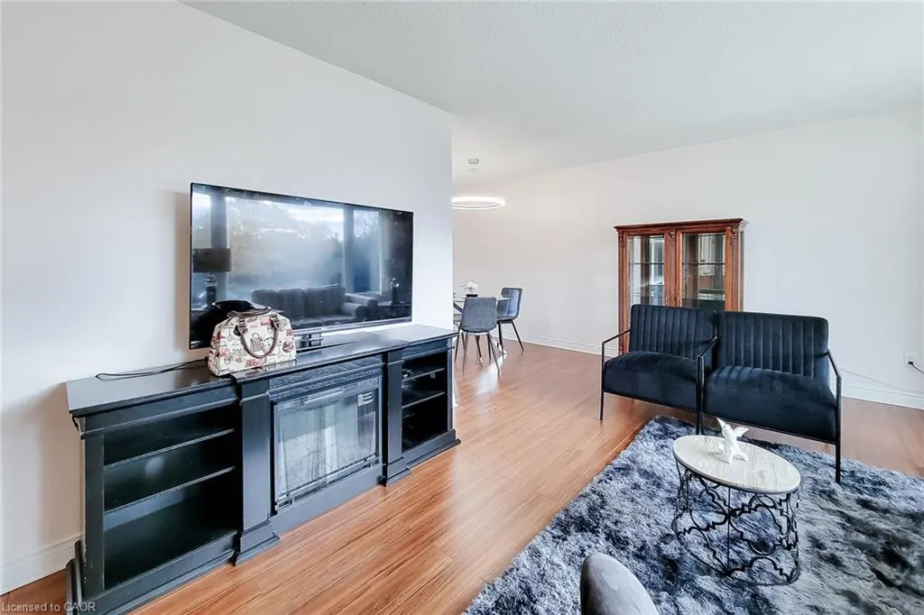 5 Lynford Avenue