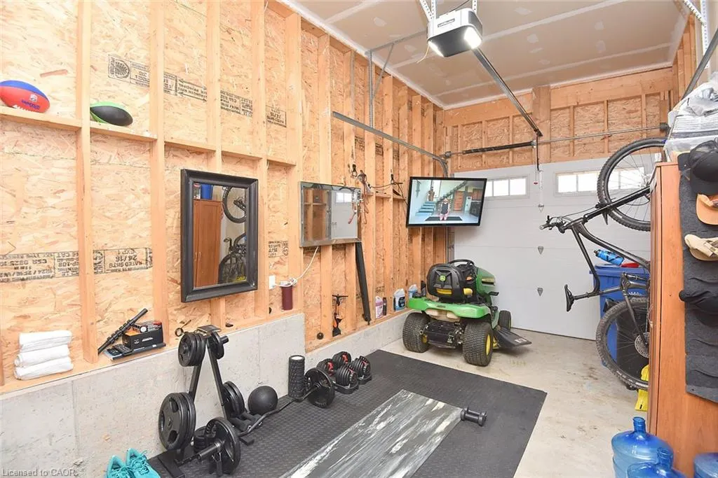 4030 Highway 6 Highway