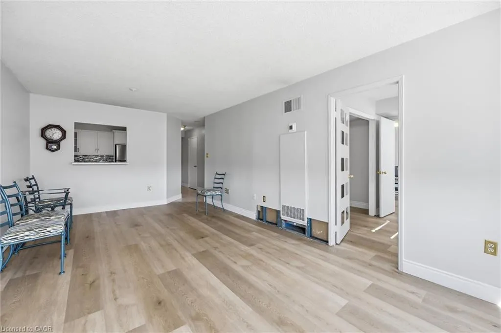 1270 Maple Crossing Boulevard #808