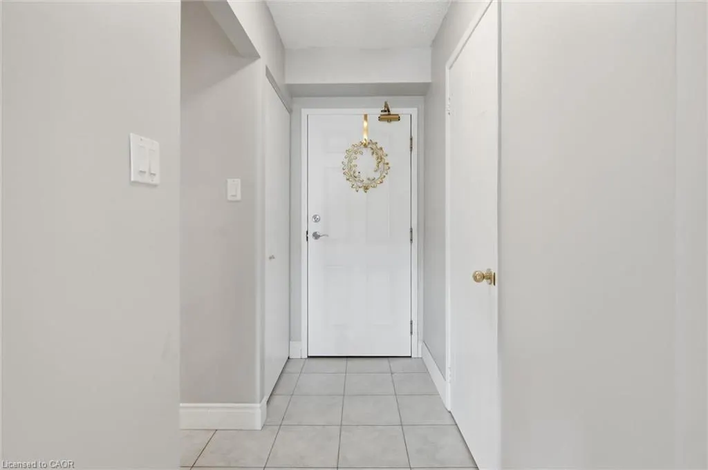 1270 Maple Crossing Boulevard #808