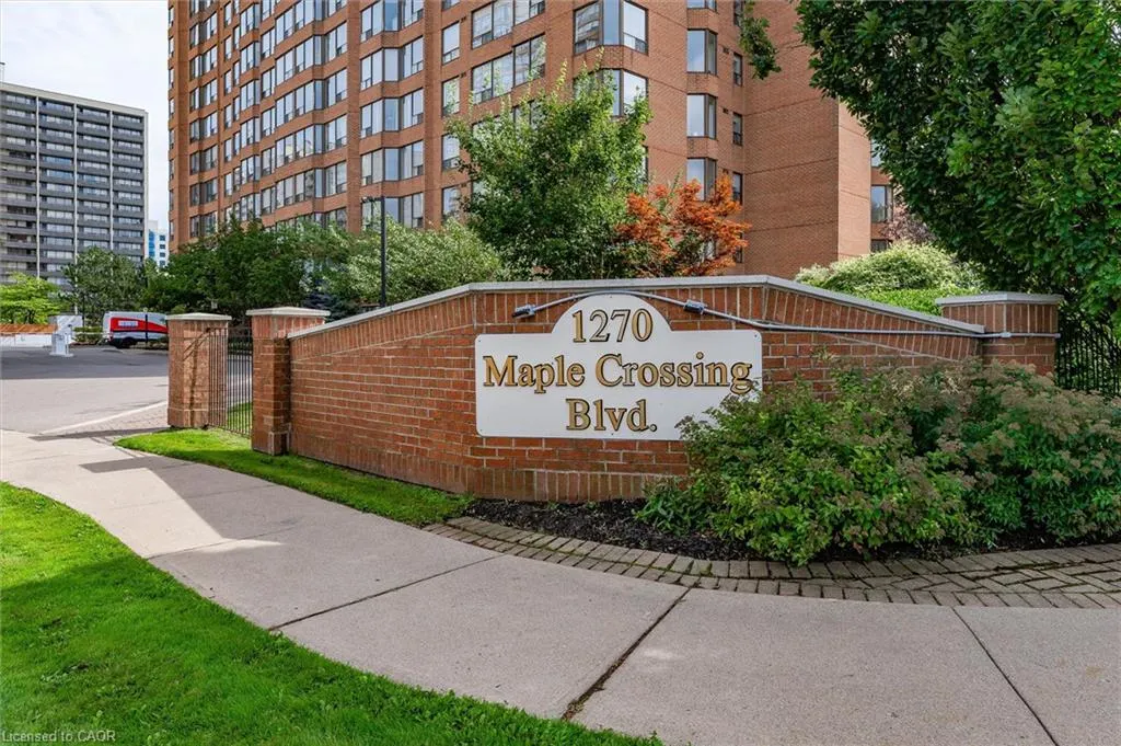 1270 Maple Crossing Boulevard #808