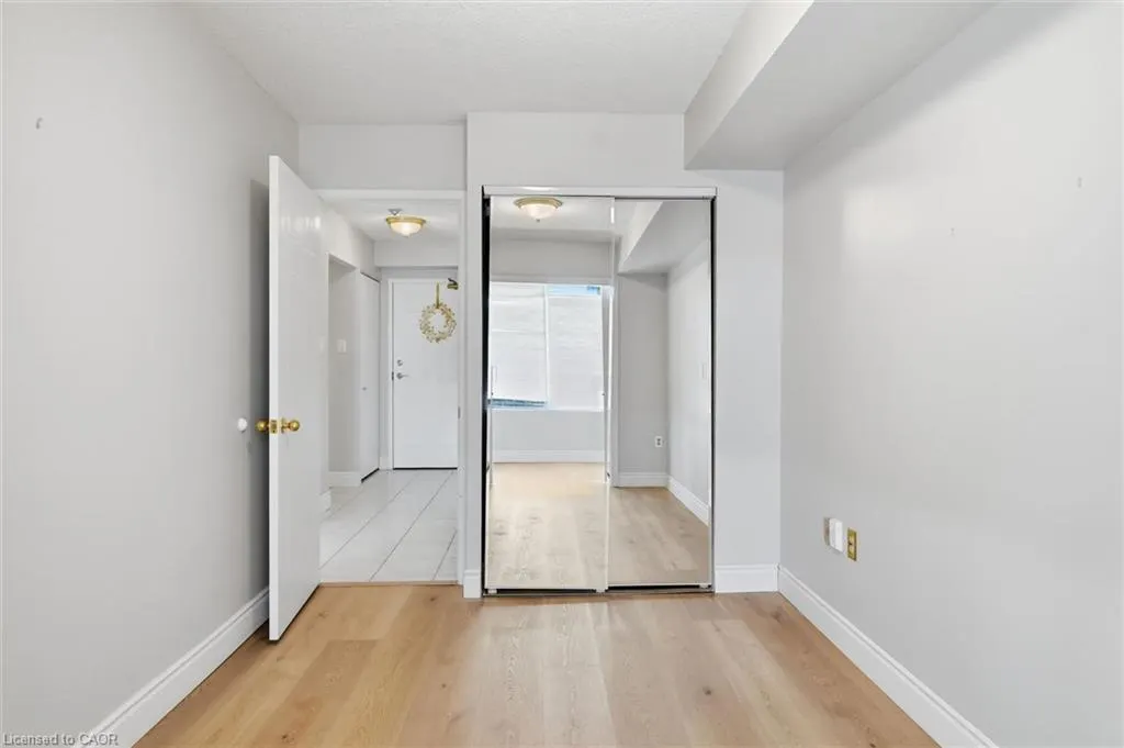 1270 Maple Crossing Boulevard #808