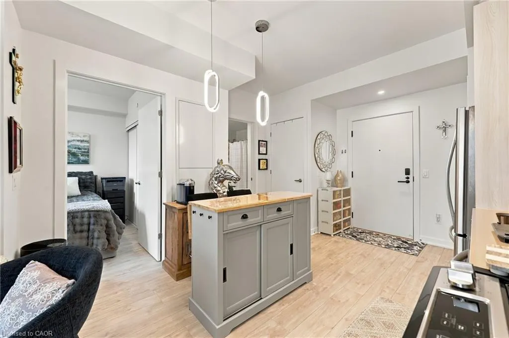 770 Whitlock Avenue #303