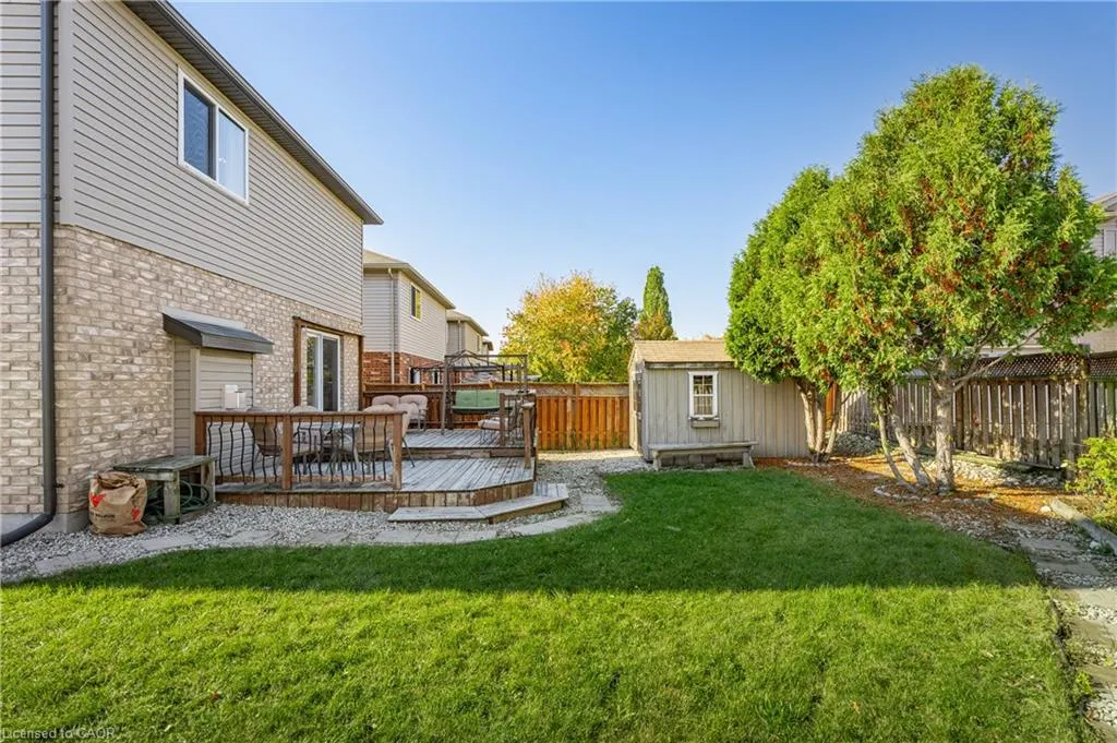 354 Tealby Crescent