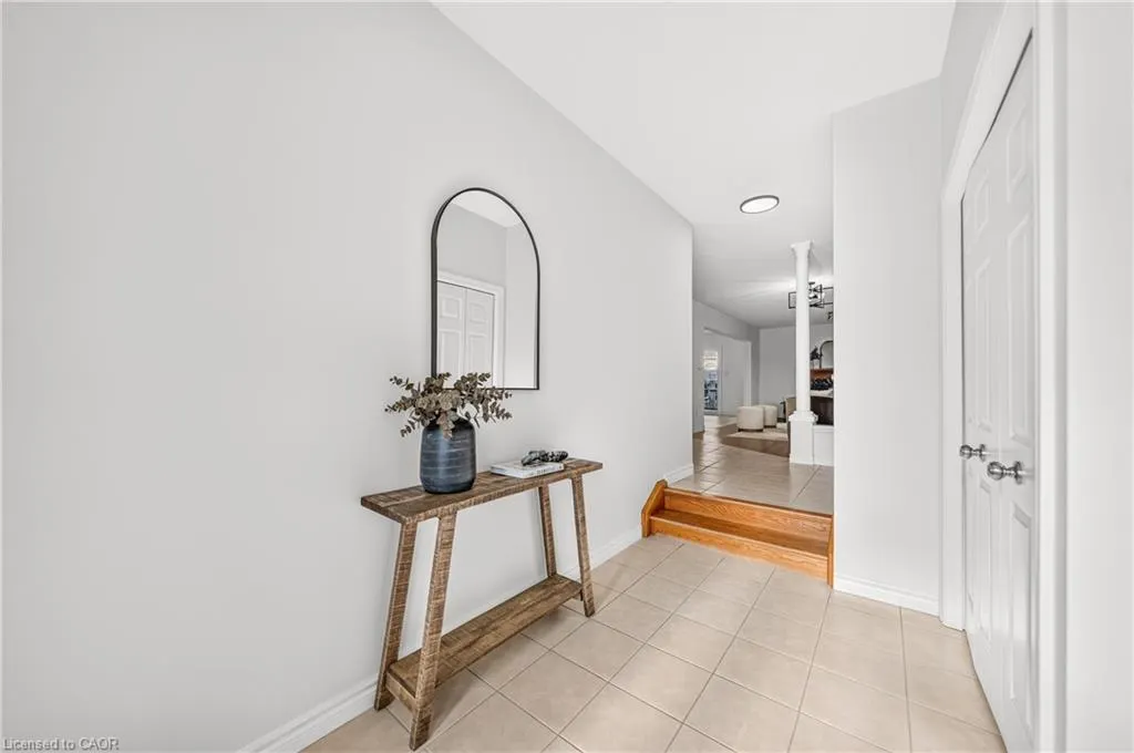 354 Tealby Crescent