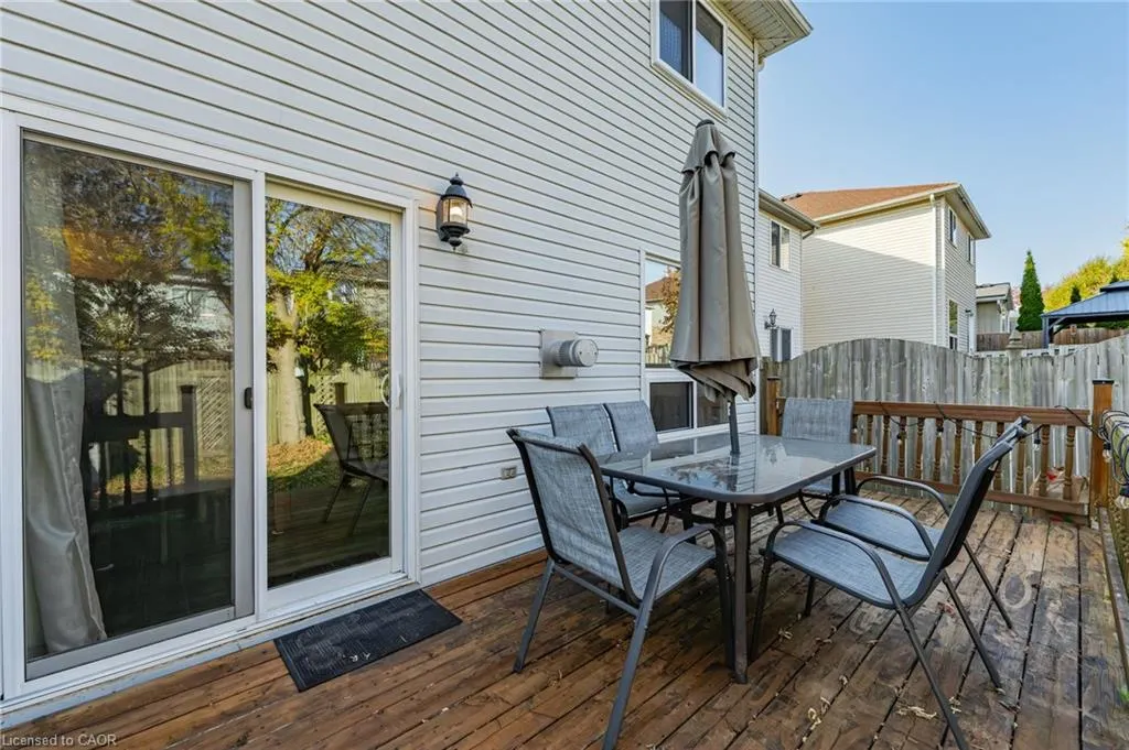 606 Royal Fern Street