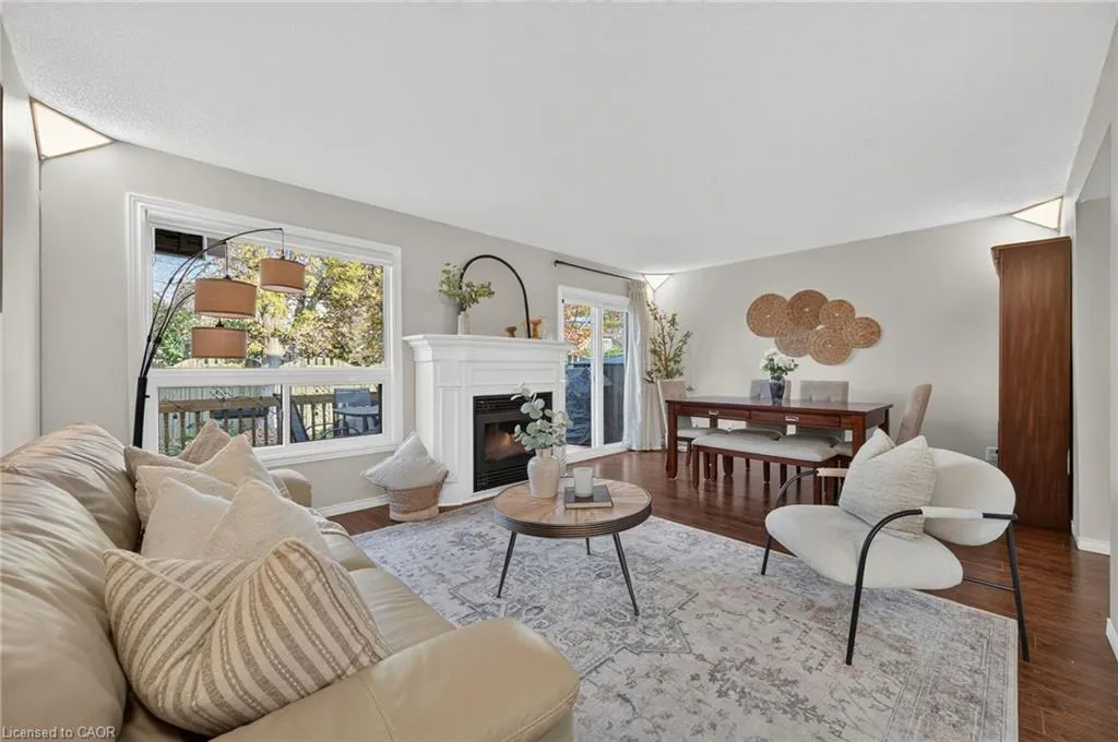606 Royal Fern Street
