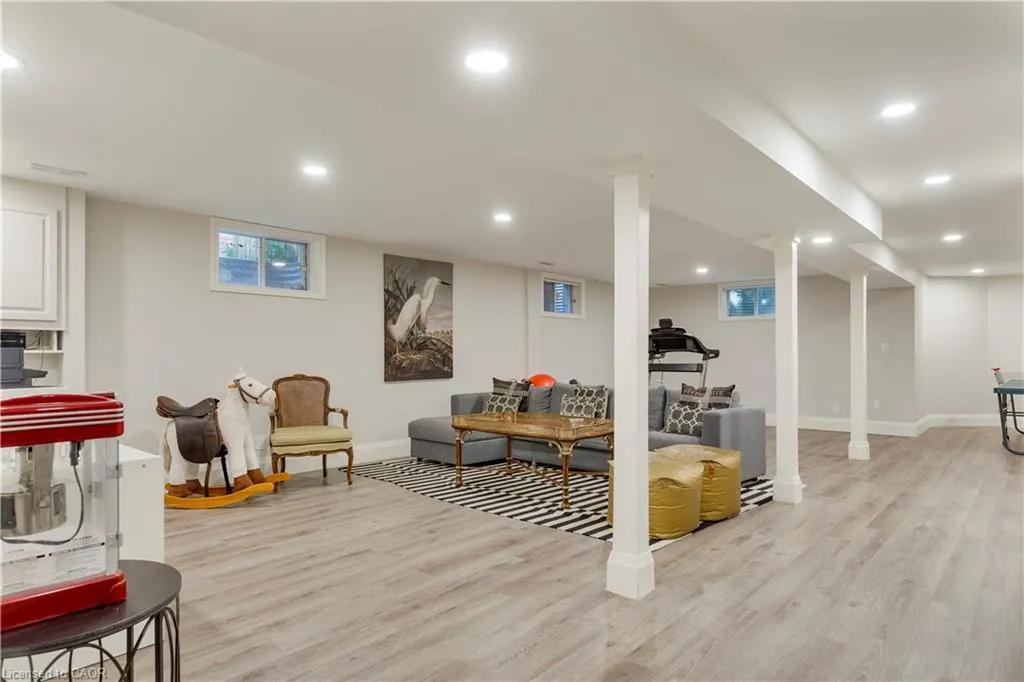 356 Shoreacres Road
