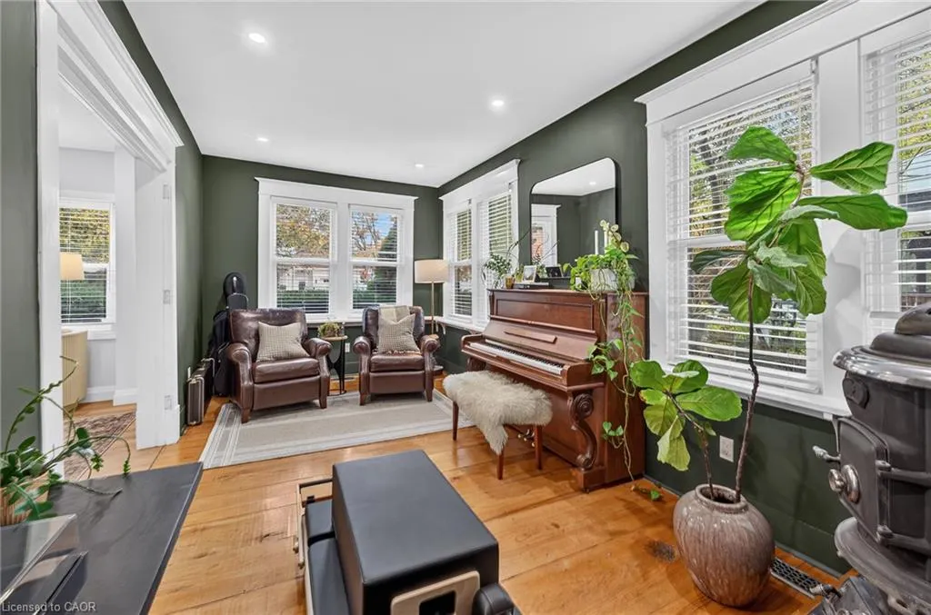 266 St Paul Street