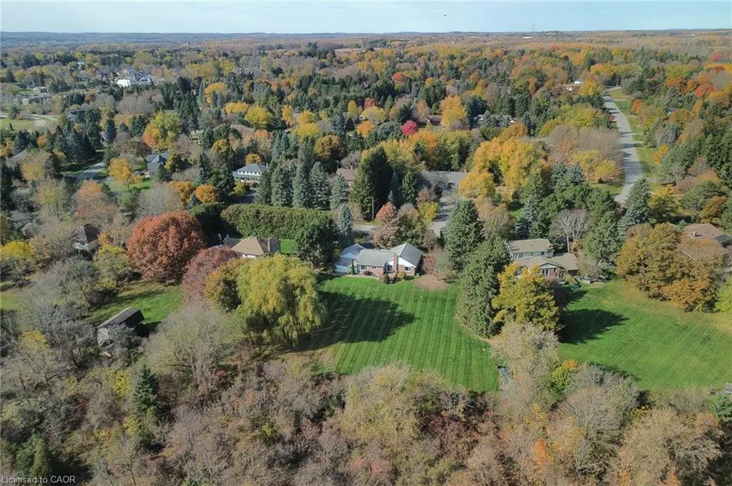 32 Autumn Drive