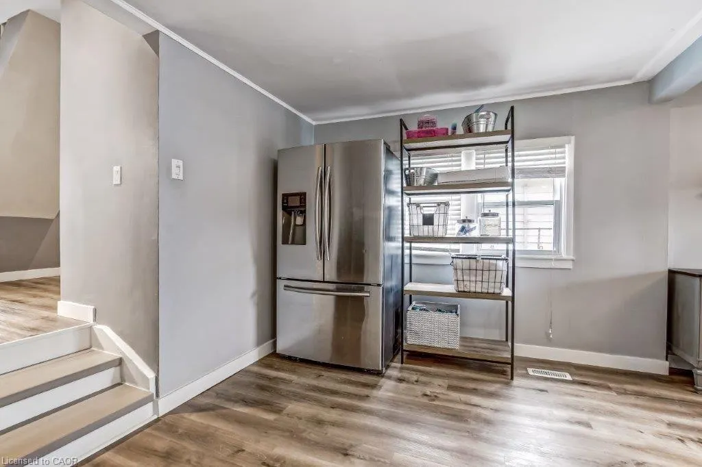 12 Pansy Avenue