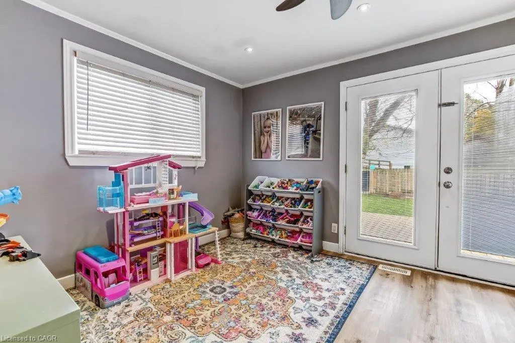 12 Pansy Avenue