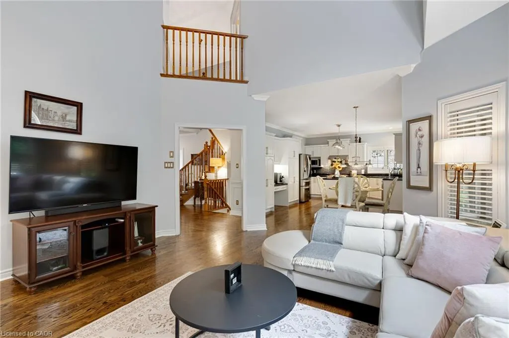 27 Autumn Ridge Trail