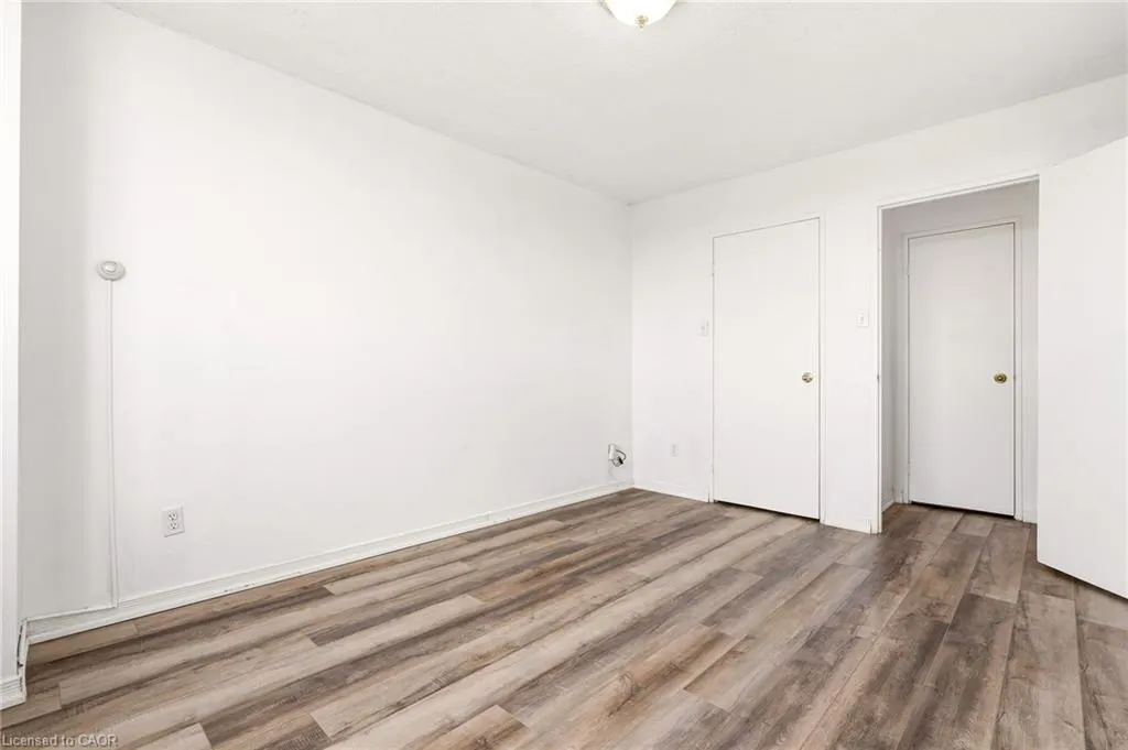 975 Warwick Court #1501
