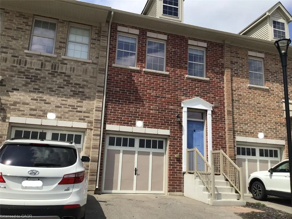 32 Prince Albert Boulevard