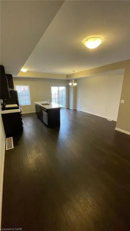 32 Prince Albert Boulevard