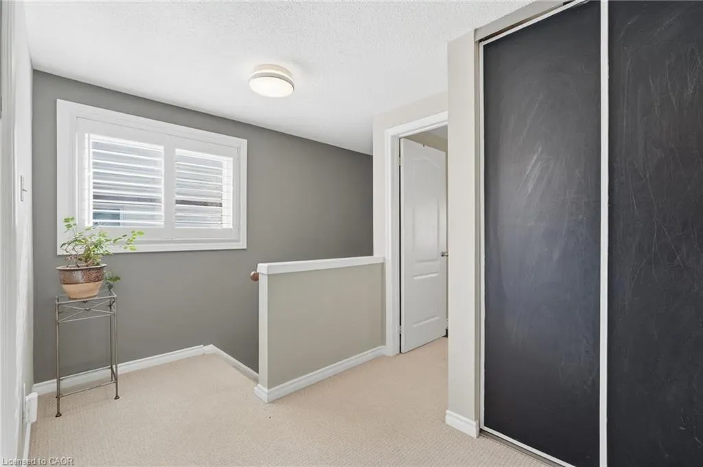 2266 Melissa Crescent