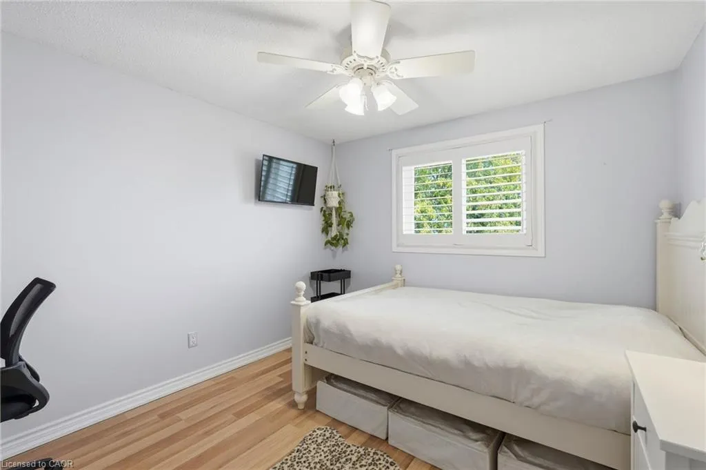 2266 Melissa Crescent
