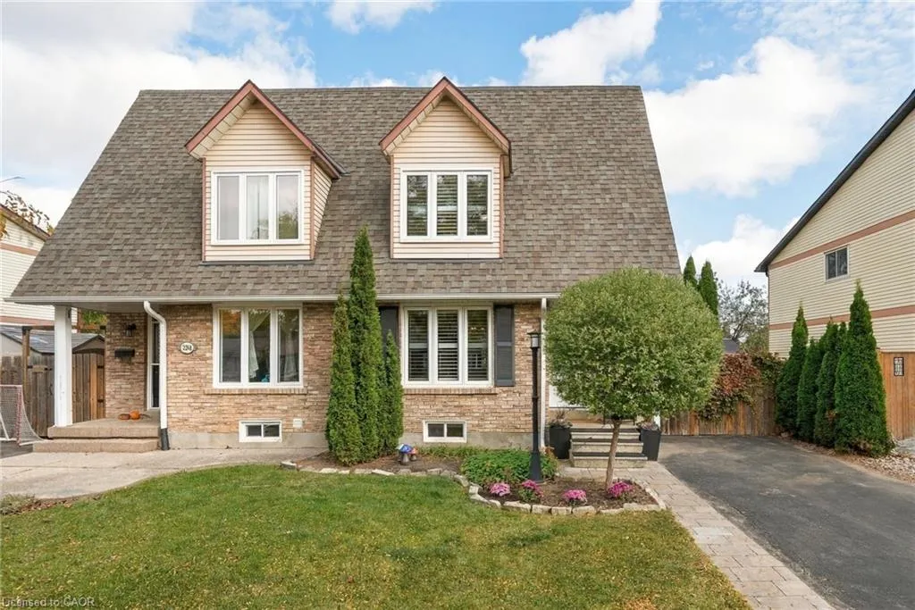 2266 Melissa Crescent