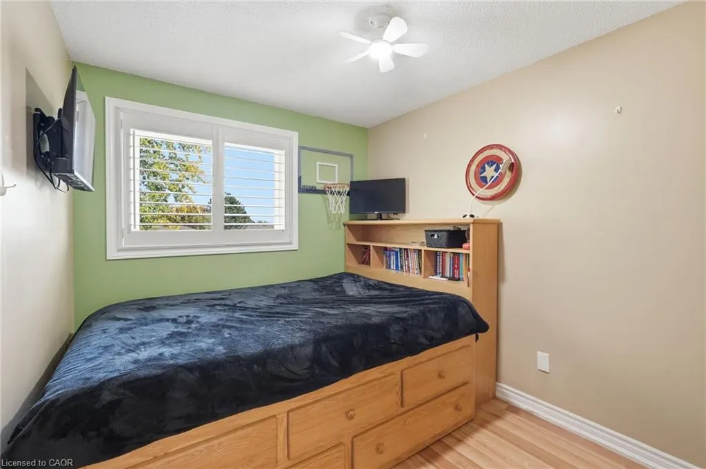 2266 Melissa Crescent
