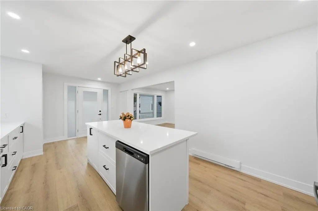 16 Elm Avenue