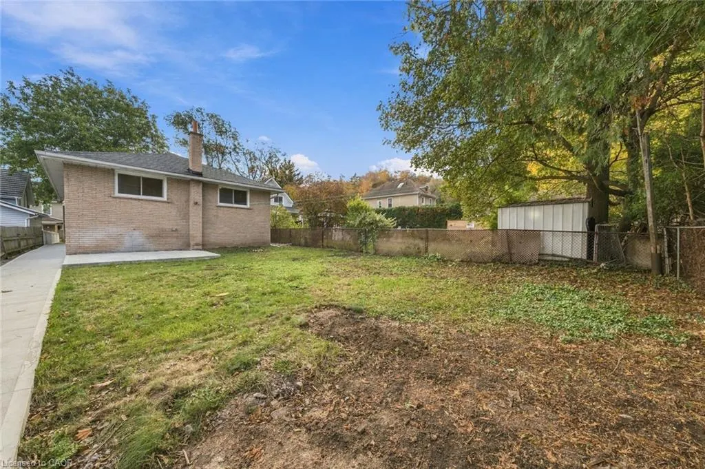 16 Elm Avenue