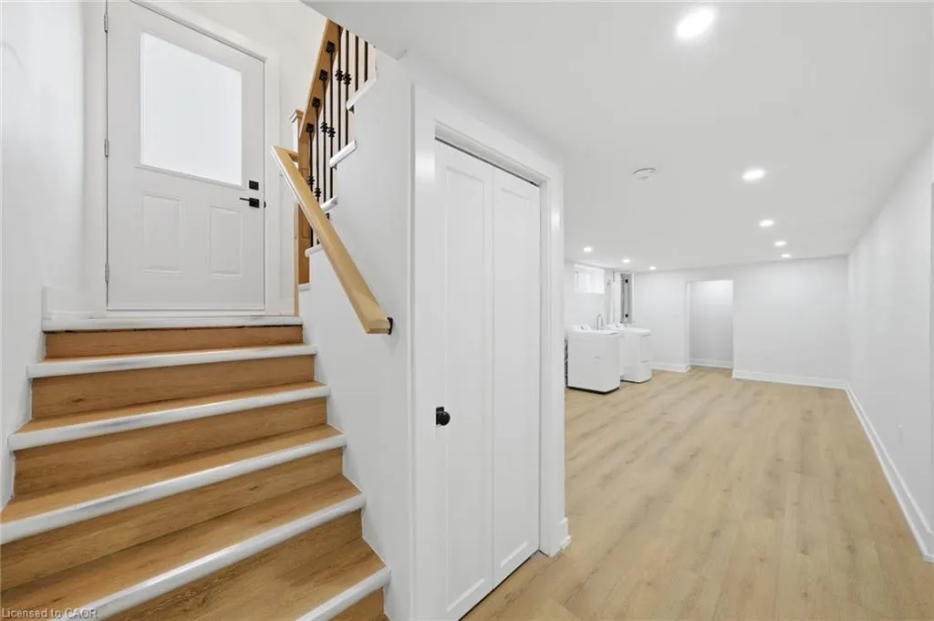 16 Elm Avenue
