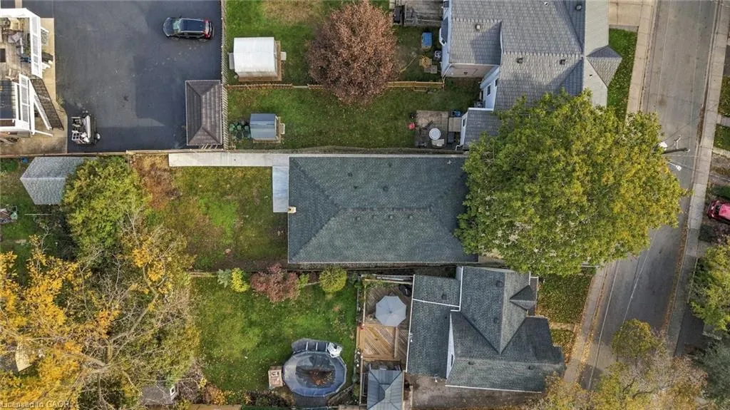 16 Elm Avenue