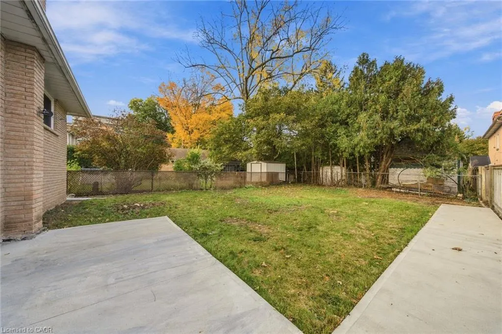 16 Elm Avenue