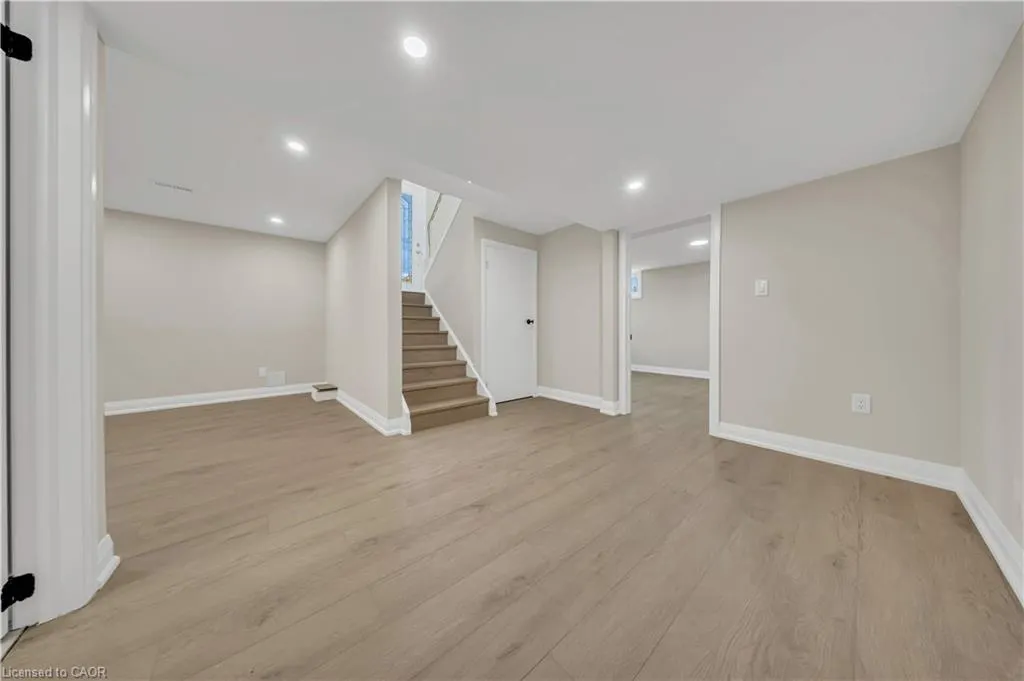 797 Doon Village Road
