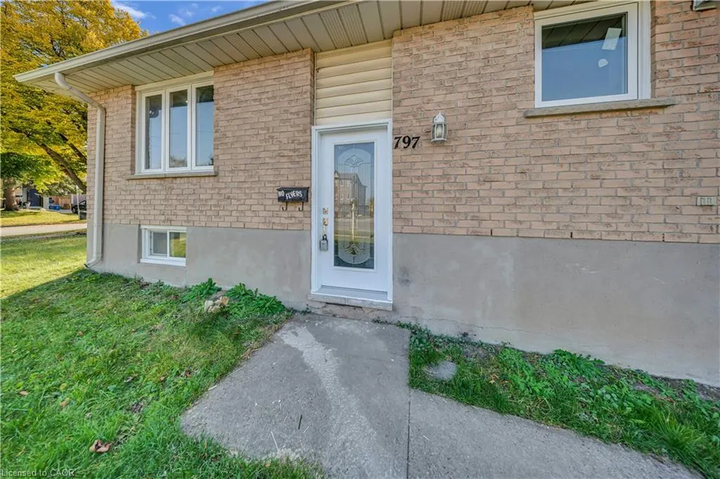 797 Doon Village Road
