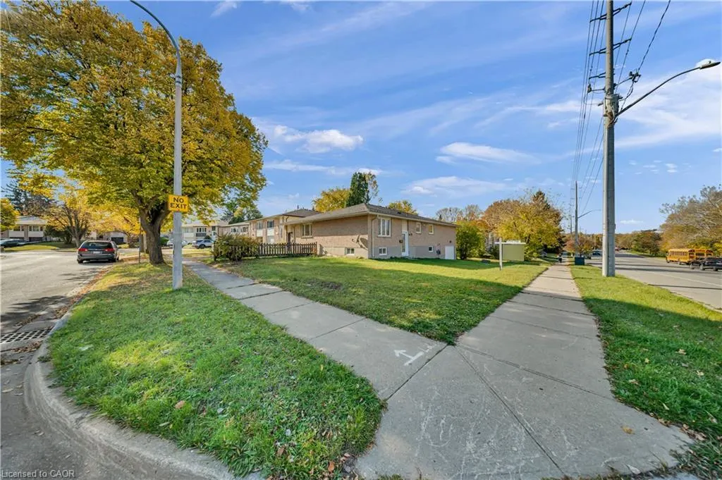 797 Doon Village Road