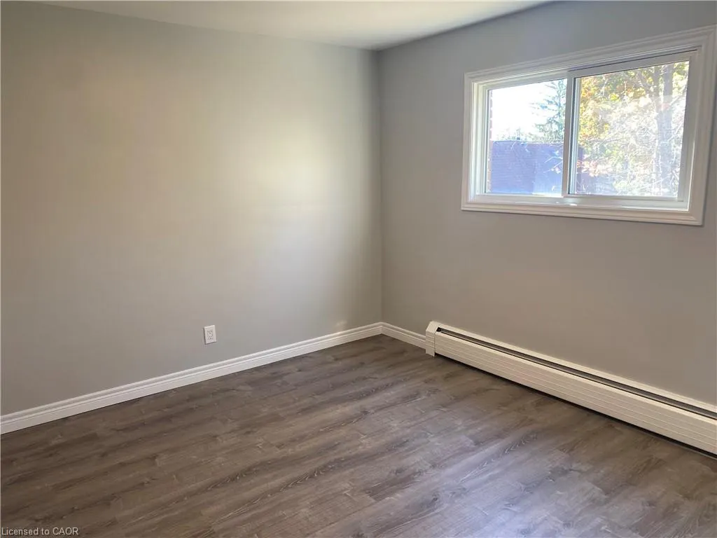 154 Elgin Street N #3