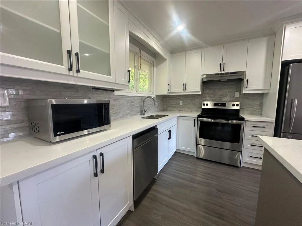 16 Poplar Street #Upper