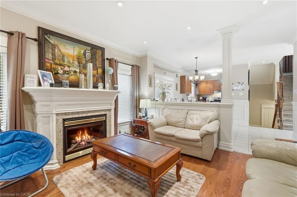 25 Bridgenorth Crescent